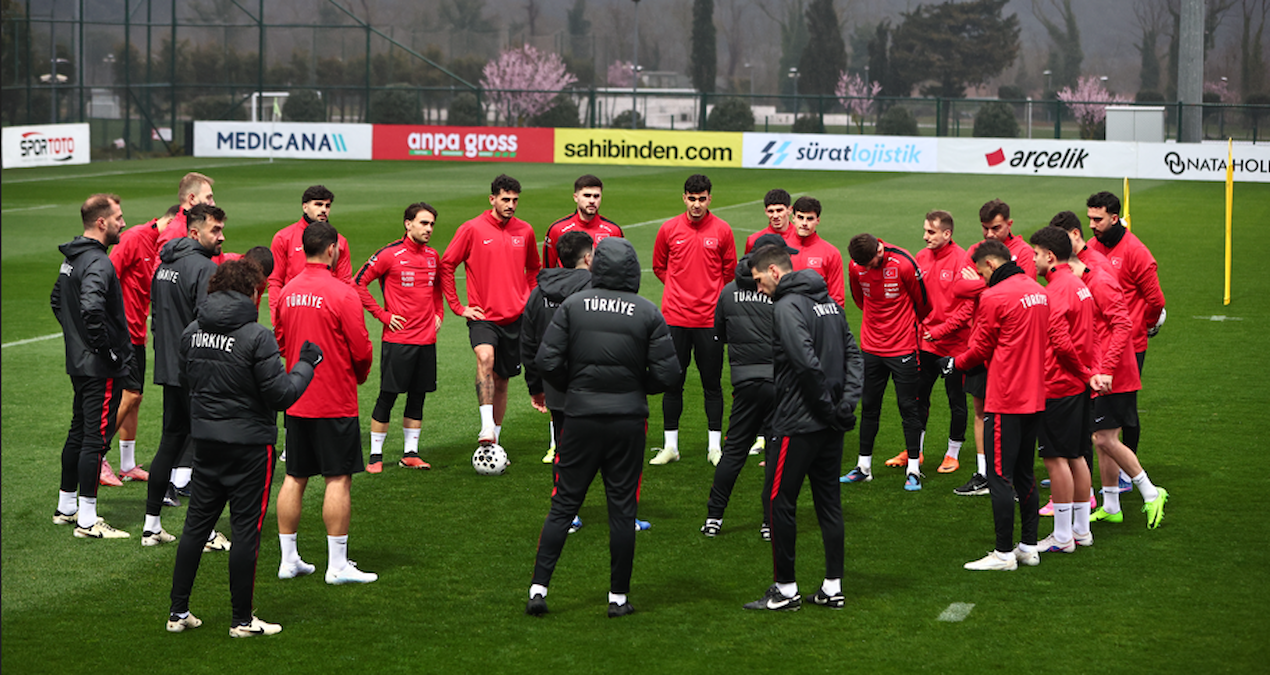 A Milli Takım 19 kişiyle çalıştı! İdmana altyapıdan takviye