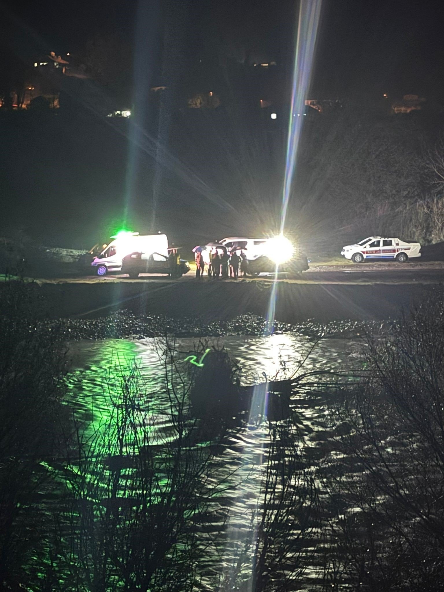 Balık tutarken çaya düşen imam hayatını kaybetti