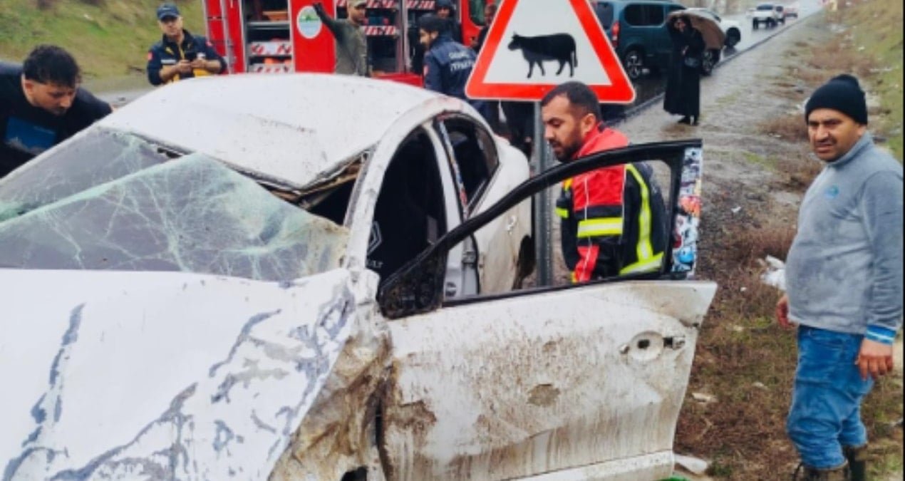 Bingöl’de otomobil devrildi: 1 ölü, 2 yaralı