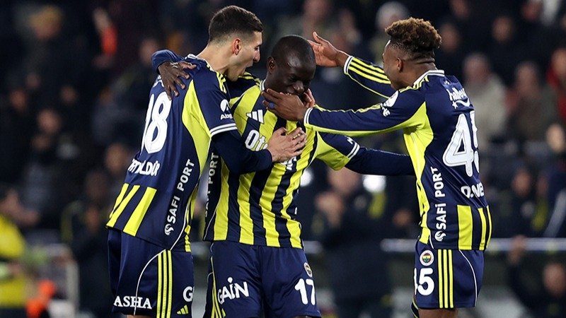 Fenerbahçe’ye imzası kurumadan kariyer planını açıkladı. “Neden olmasın?”