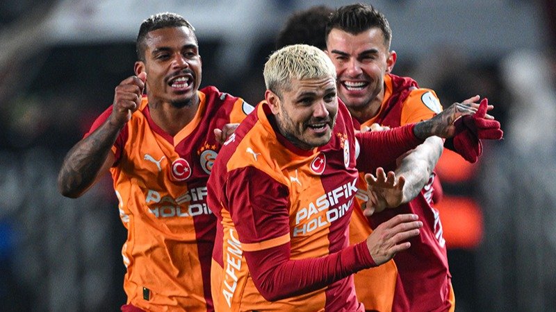 Galatasaray’da Icardi takıma katılmadı, dört idman kaçırdı. Menajeri ihtarname çekmişti