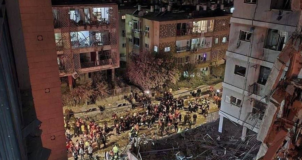 İran, İsrail’in Arad kentini vurdu: Ölüler ve yaralılar var