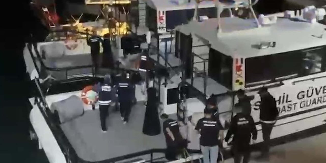 Ayvalık’ta tekneye uyuşturucu baskını: 5 kişi cezaevine gönderildi