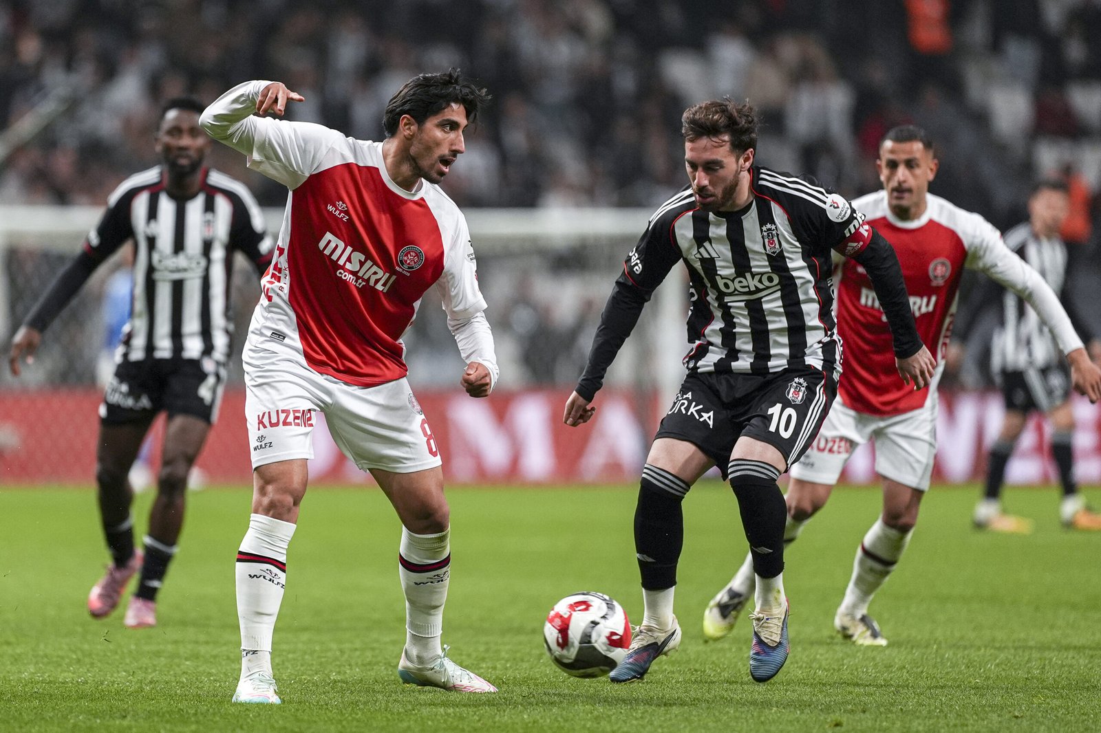 Beşiktaş, Dolmabahçe’de Karagümrük ile berabere kaldı