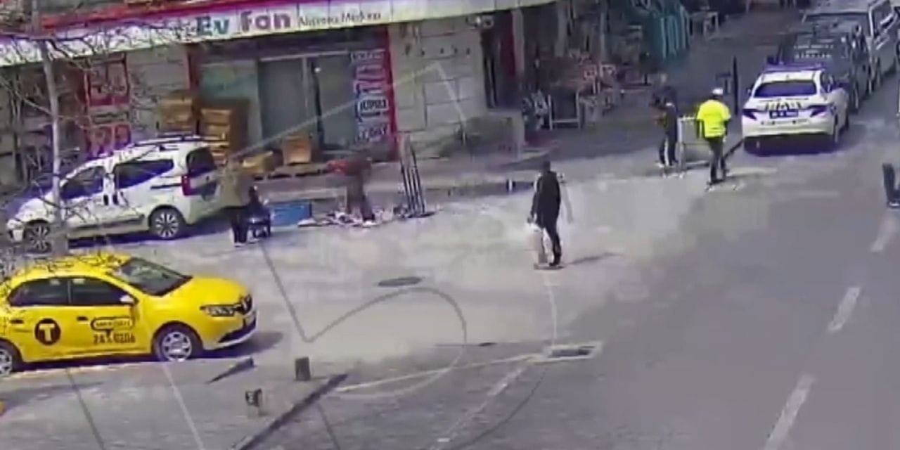 Erzincan’da polis memuru kaçan balonun yardımına koştu