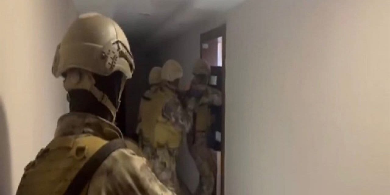 Karagümrük çetesine operasyonda 25 tutuklama