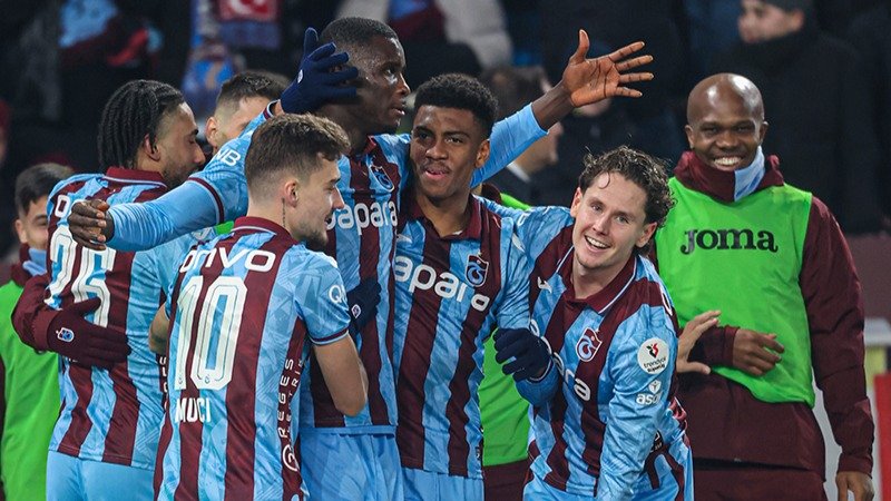 Ligde sıralama değişebilir. Konyaspor-Trabzonspor maçı