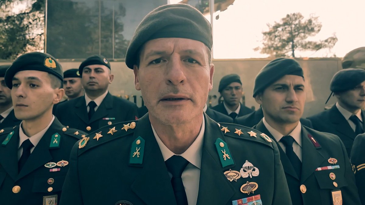 Nihat Altınkaya, Milli Savunma Bakanlığı klibinde. “Bu üniforma bir sorumluluk”