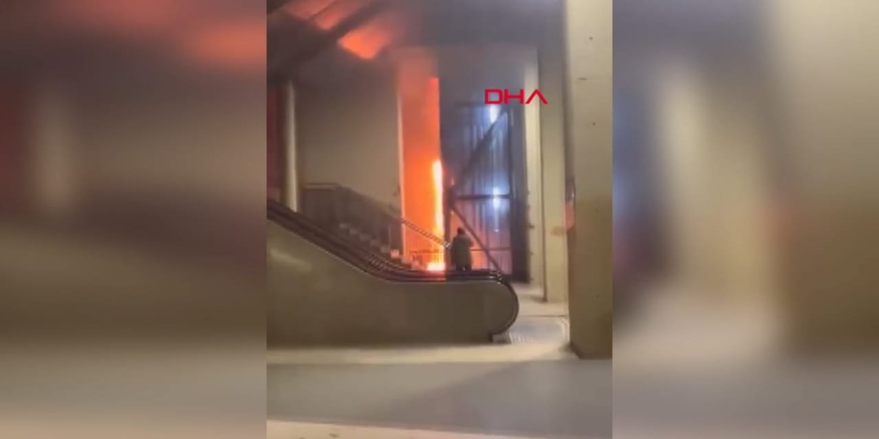 Taksim Metro İstasyonu’nda korkutan yangın!