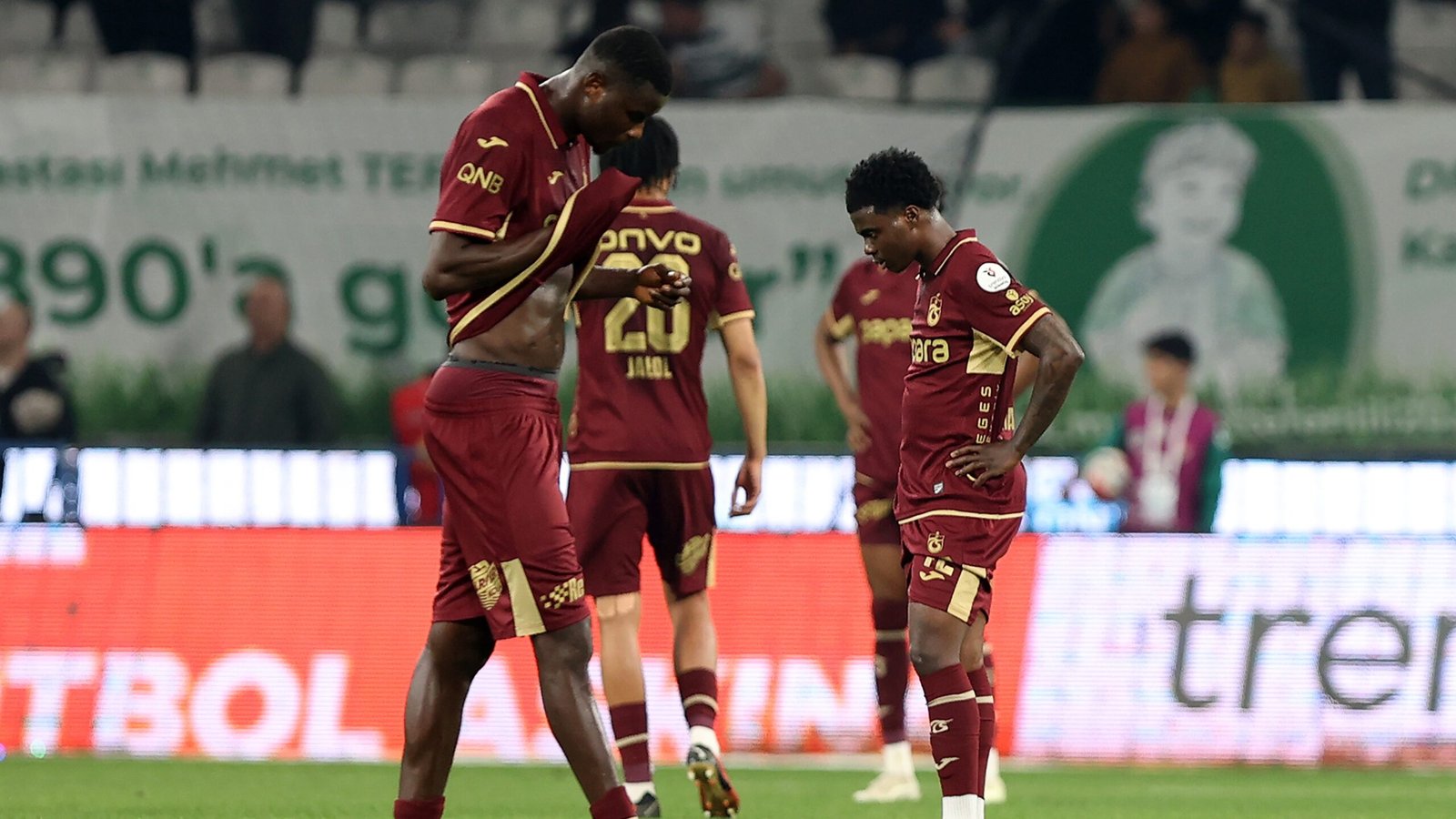 Trabzonspor, Konya’da mağlup oldu ve fırsat tepti