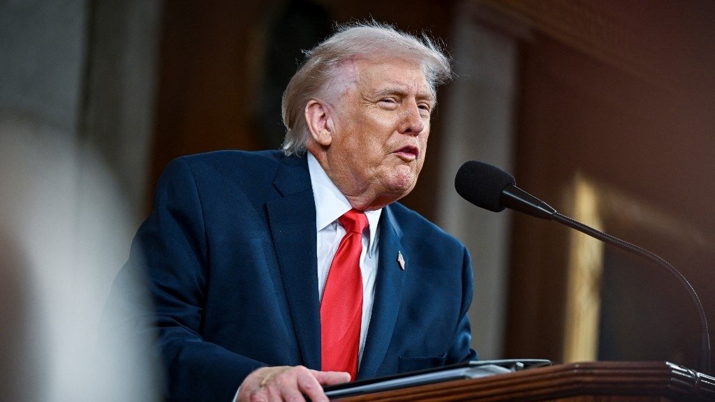 Trump’tan yeni paylaşım. Bir kez daha süre verdi