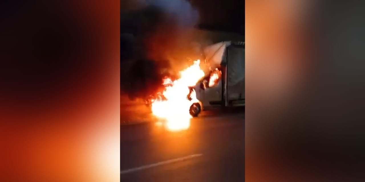 Tünelde korku dolu anlar: Kamyonet kullanılamaz hale geldi