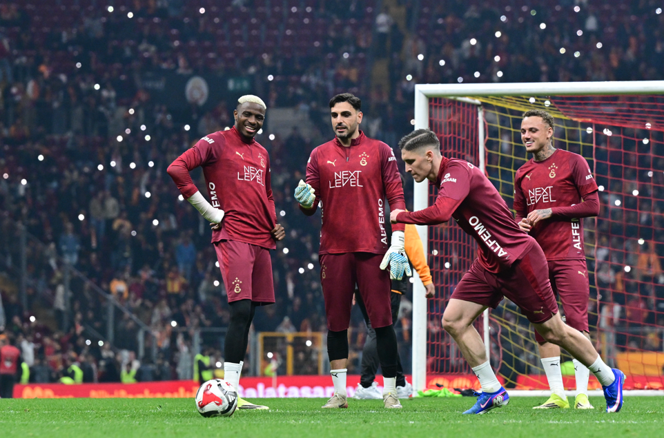 Galatasaray şampiyonluk için sahada. Samsunspor maçı 11’i belli oldu