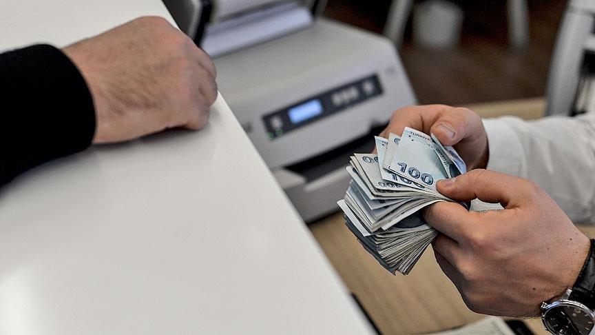 KDK’dan öğrenci bursu kararı: Üniversite yönetimi borcu sildi